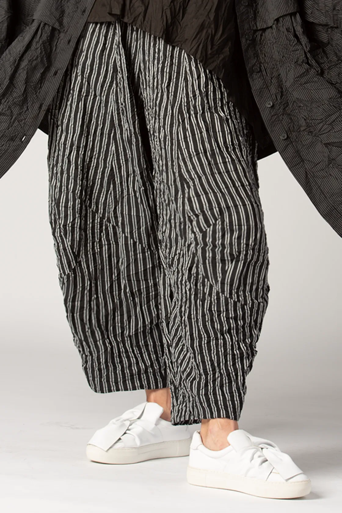 ALEMBIKA Ichigo Pant in Silver Stripe