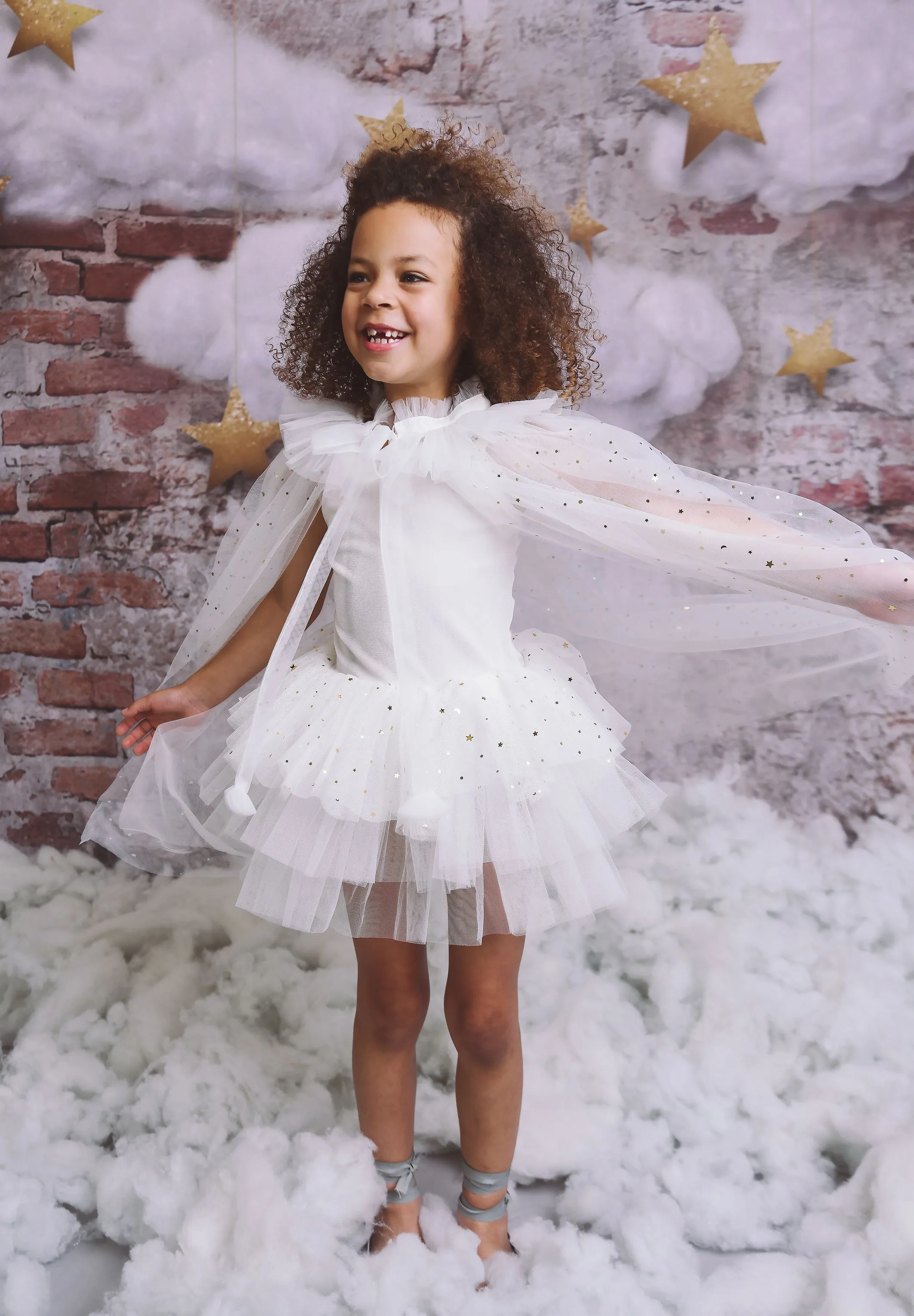 DOLLY® STARS & MOON ⭐️ 🌙 TULLE CAPE white