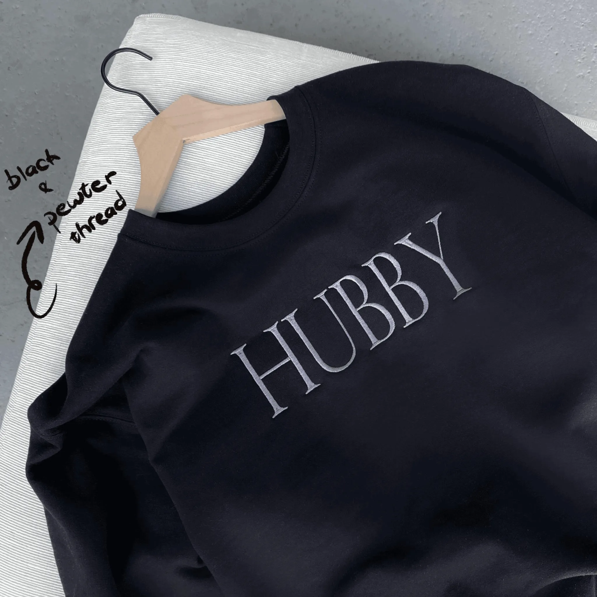 HUBBY & WIFEY Sweatshirt - Personalized Couple Matching
