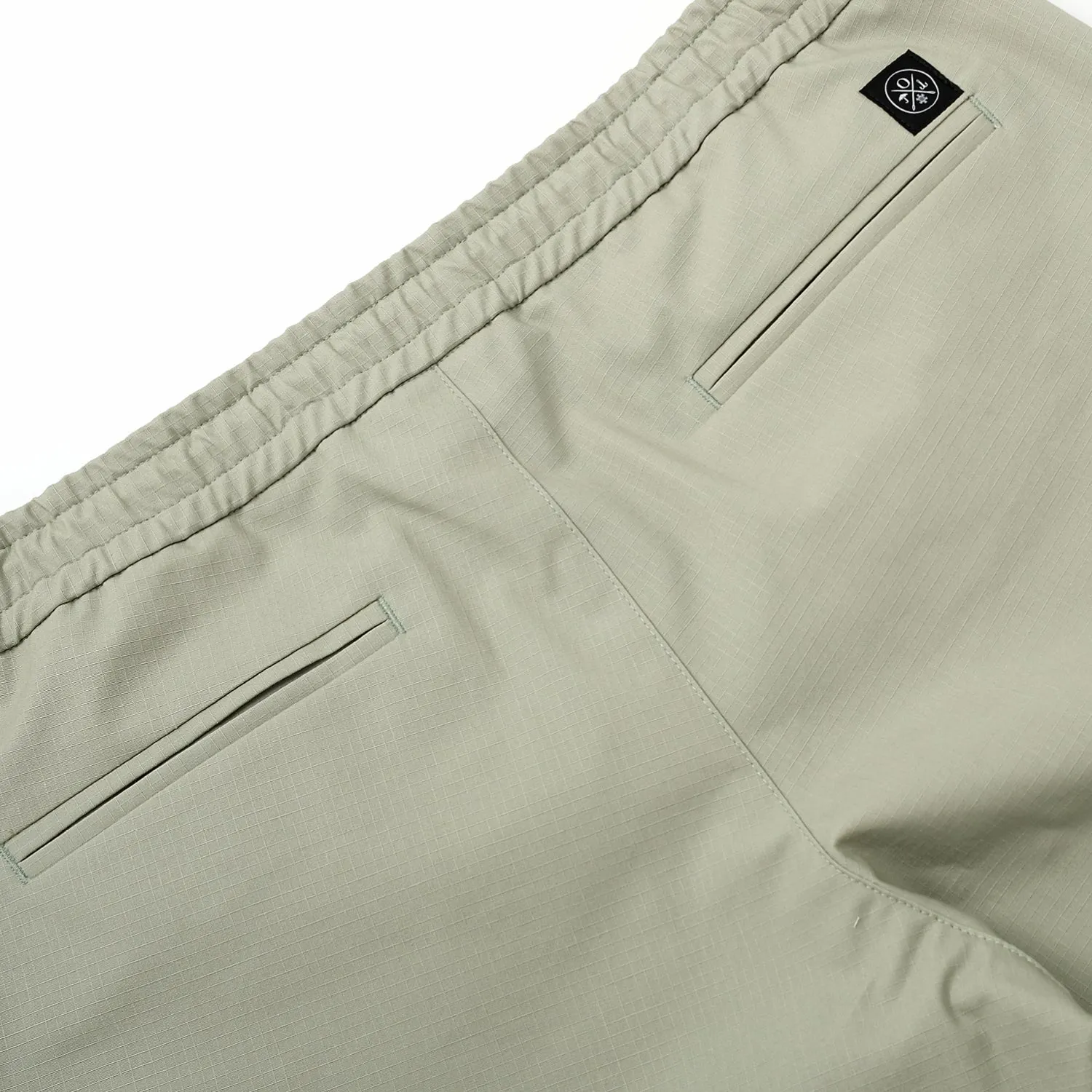 Mint Ripstop Travel Pant