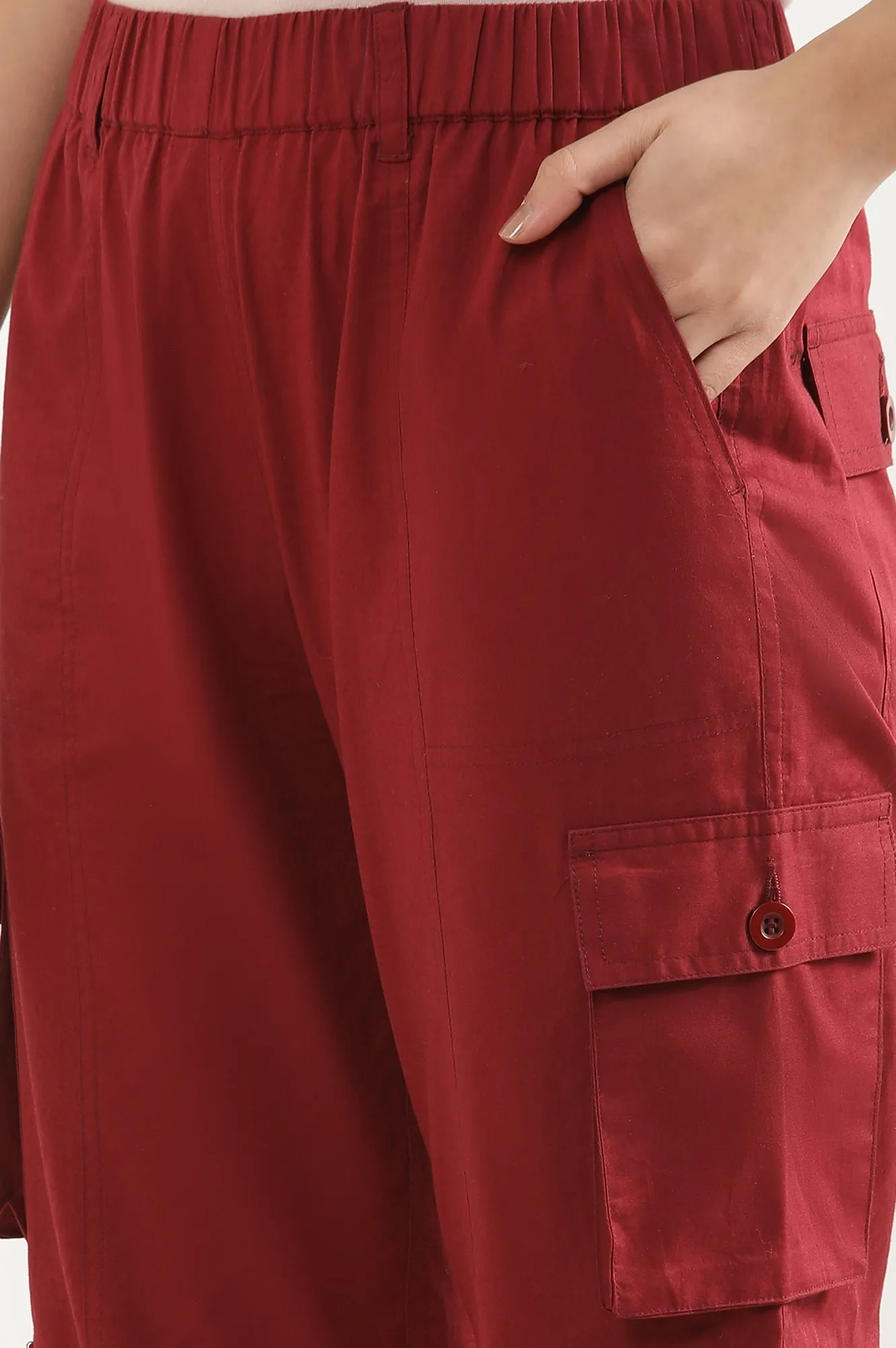 Red Eight Pockets Cropped Cargo