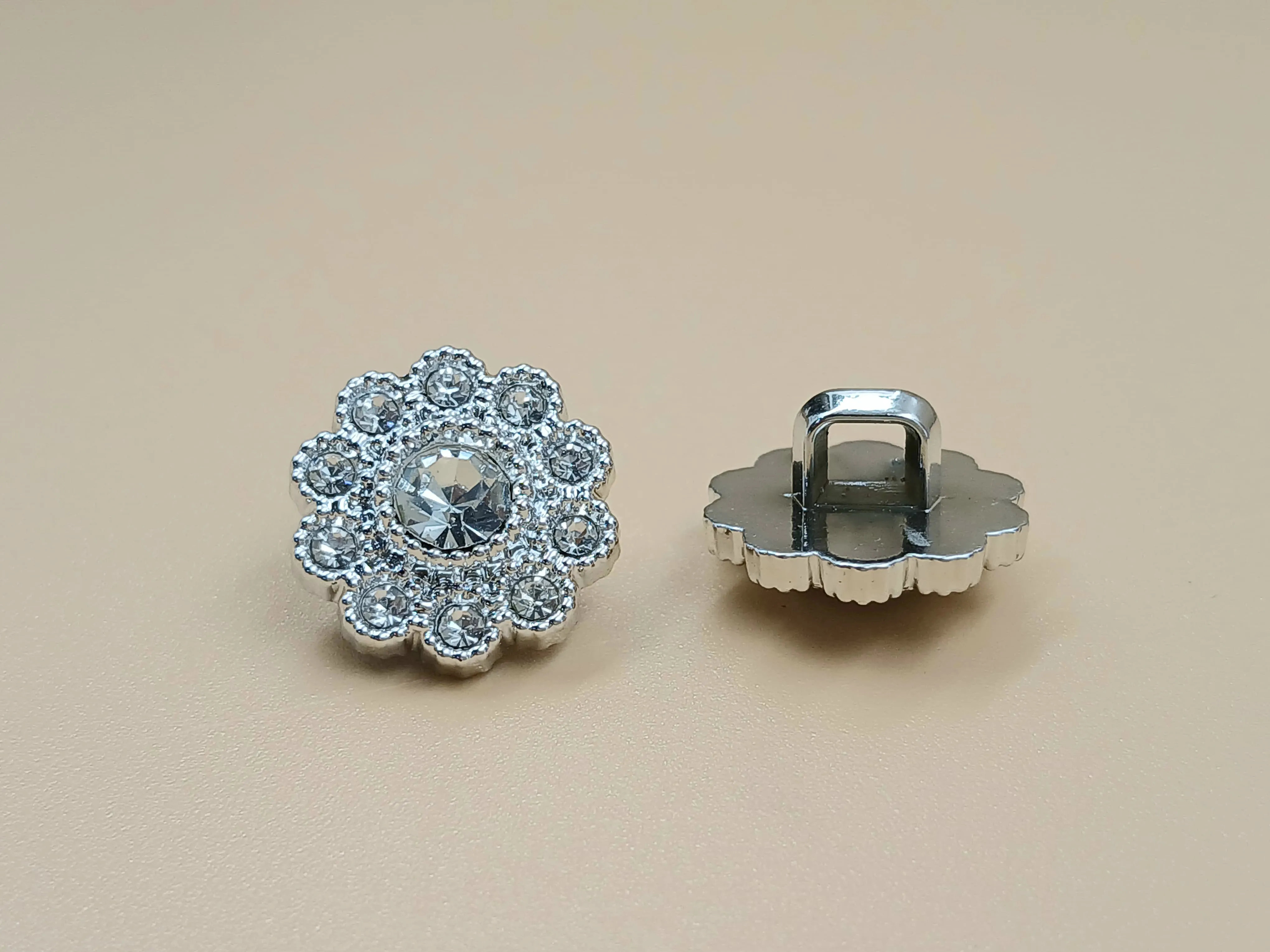 Silver Down One Hole Flower Design With Stone Buttons