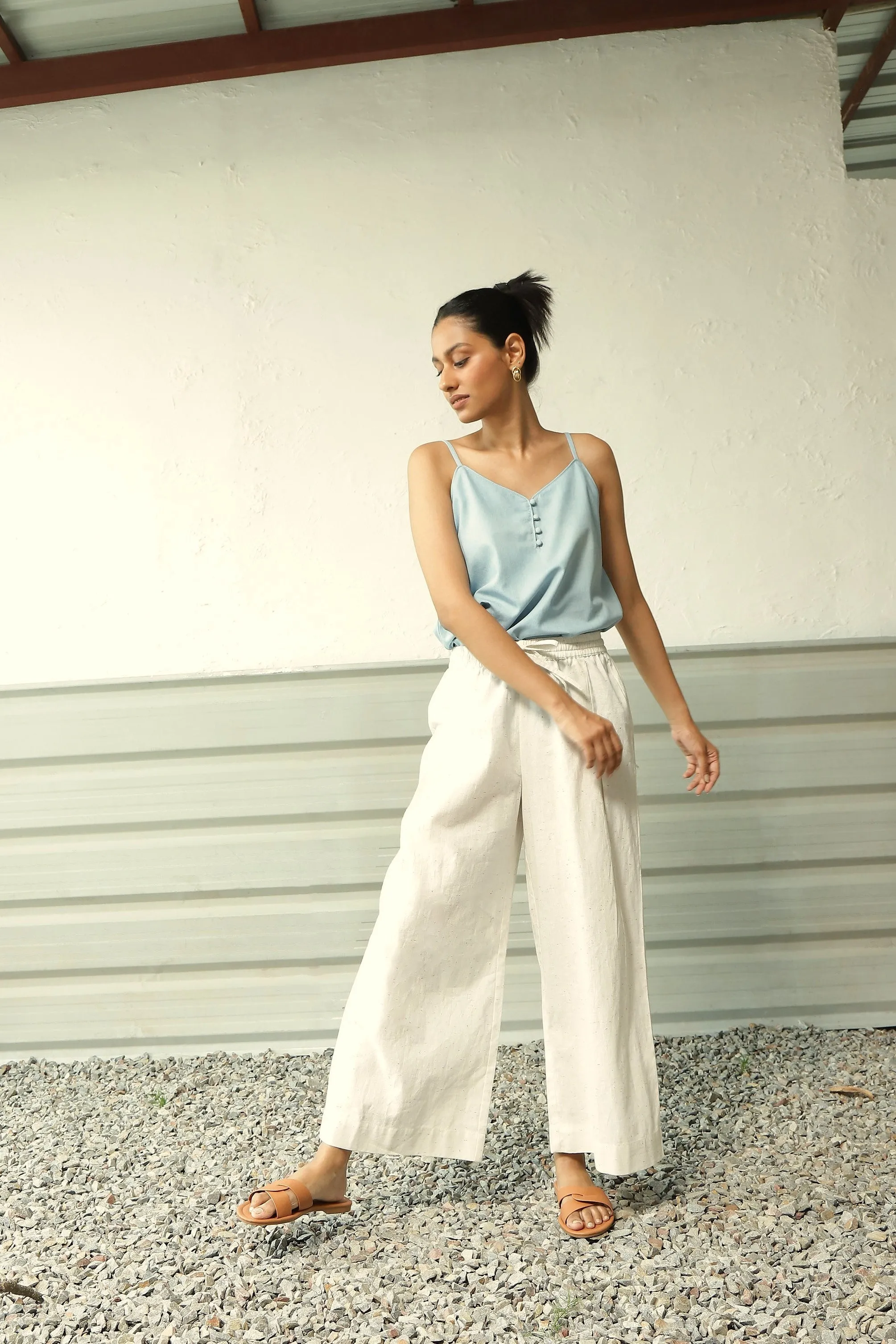 Wanderer Travel Outfit